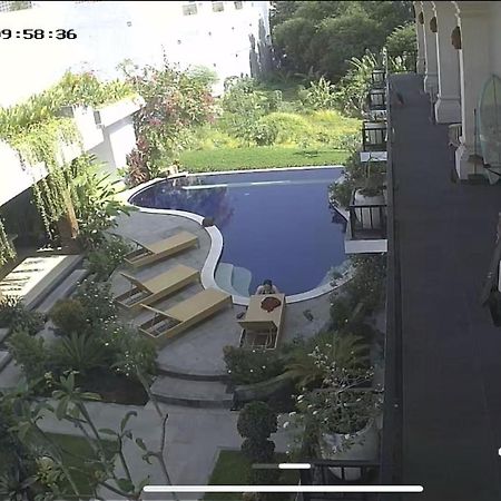 Lila Loka Homestay Canggu Exteriör bild